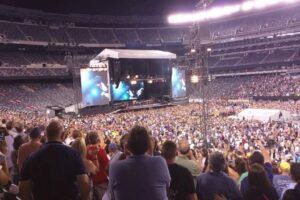 Minutes from concerts and major sports venues